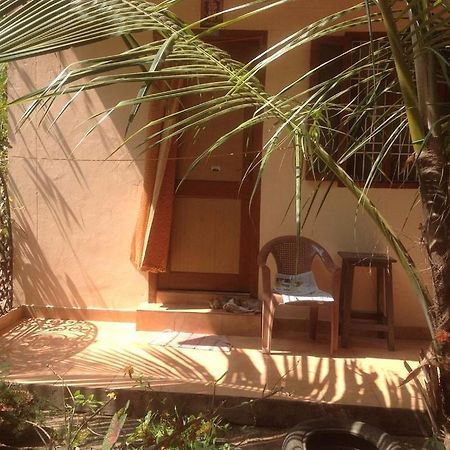 Shakti Family Guest House Mahabalipuram Exterior photo